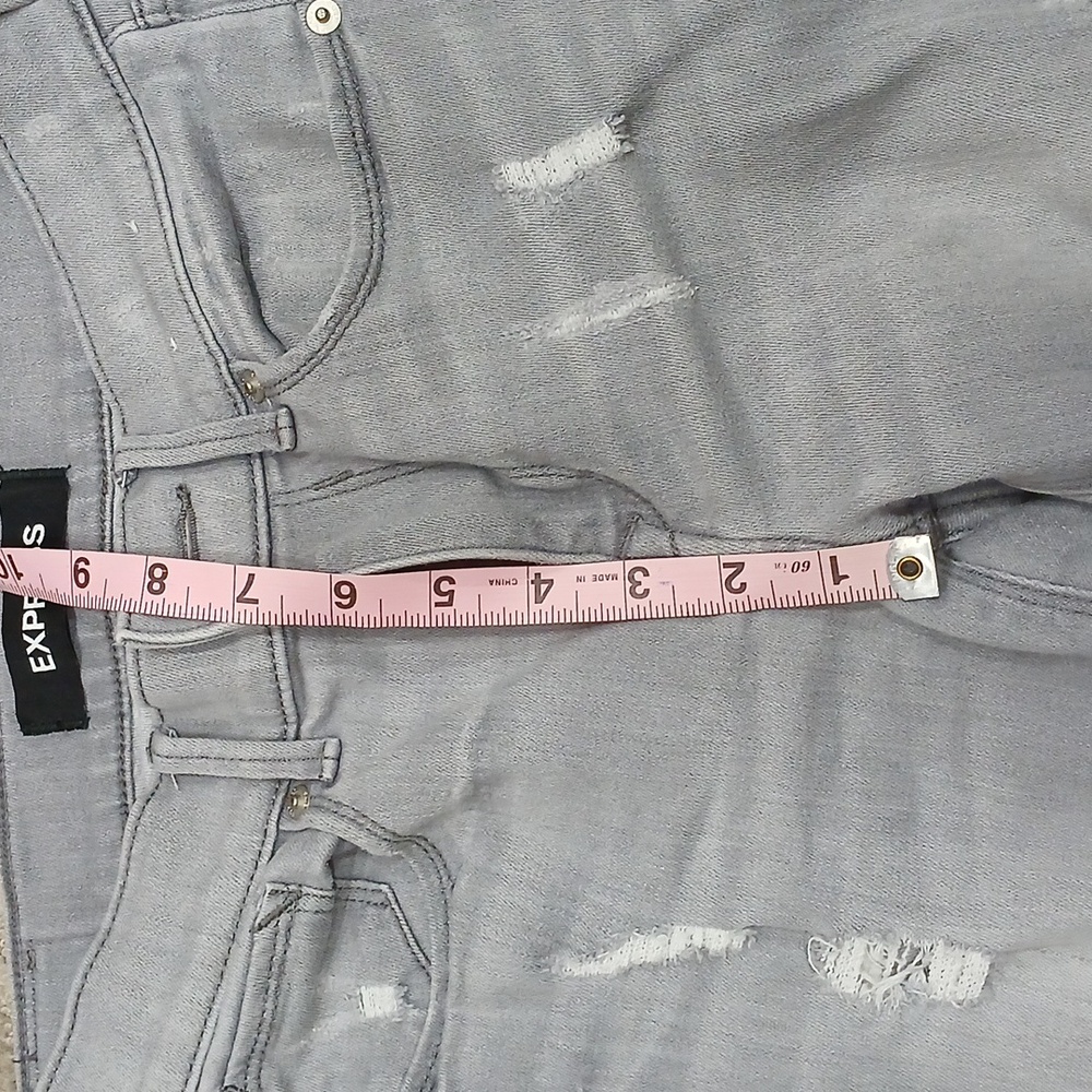 Express Distressed Jeans - Picture 4 of 8